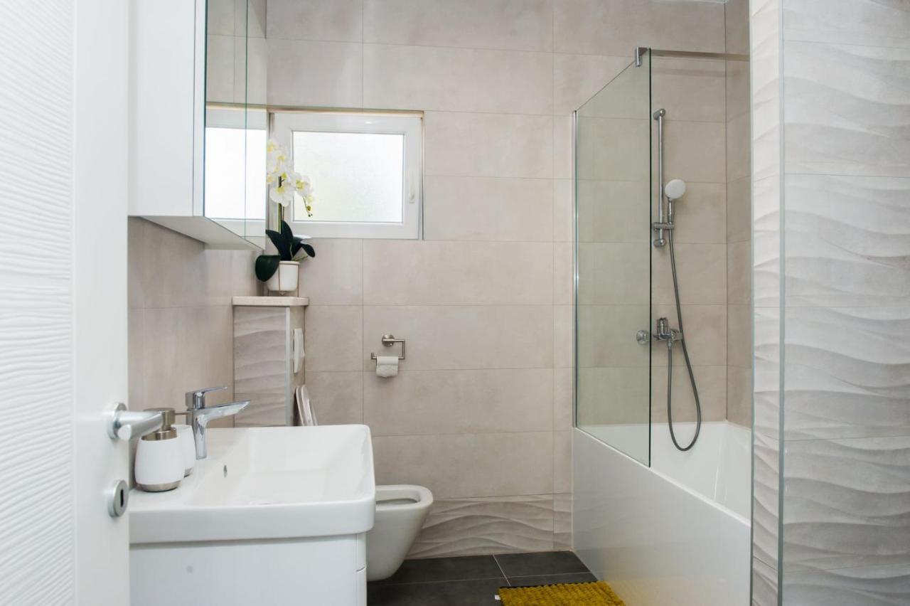 Apartment Lux Elba Каштела Экстерьер фото