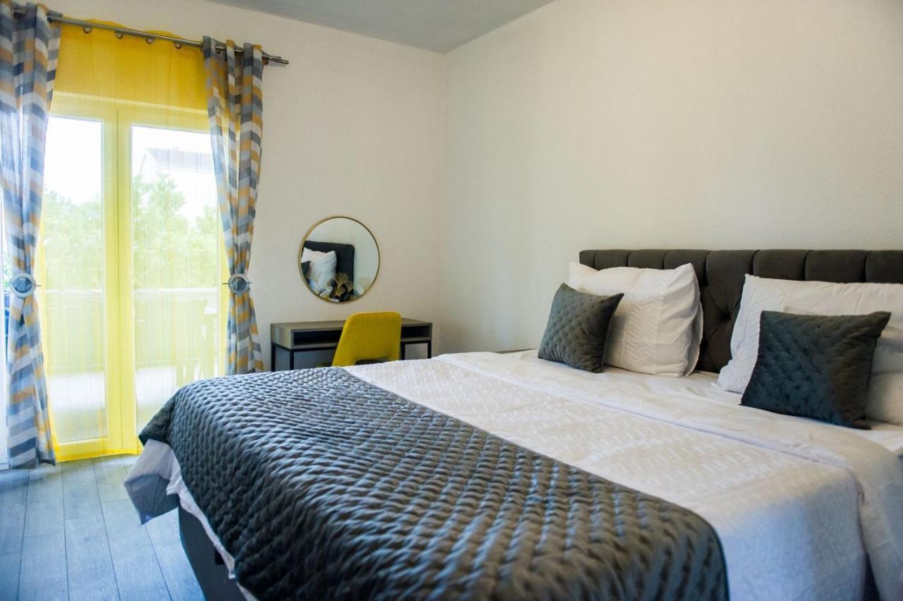 Apartment Lux Elba Каштела Экстерьер фото
