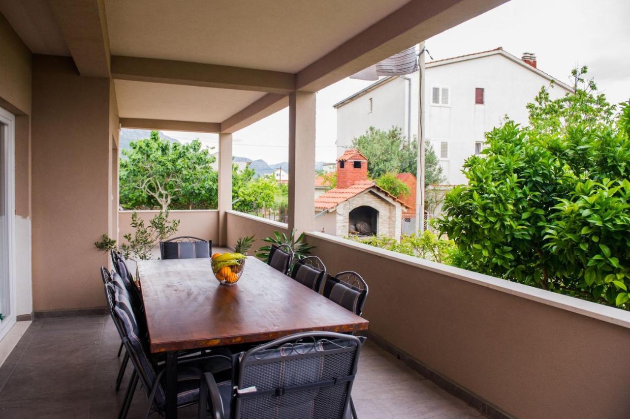 Apartment Lux Elba Каштела Экстерьер фото