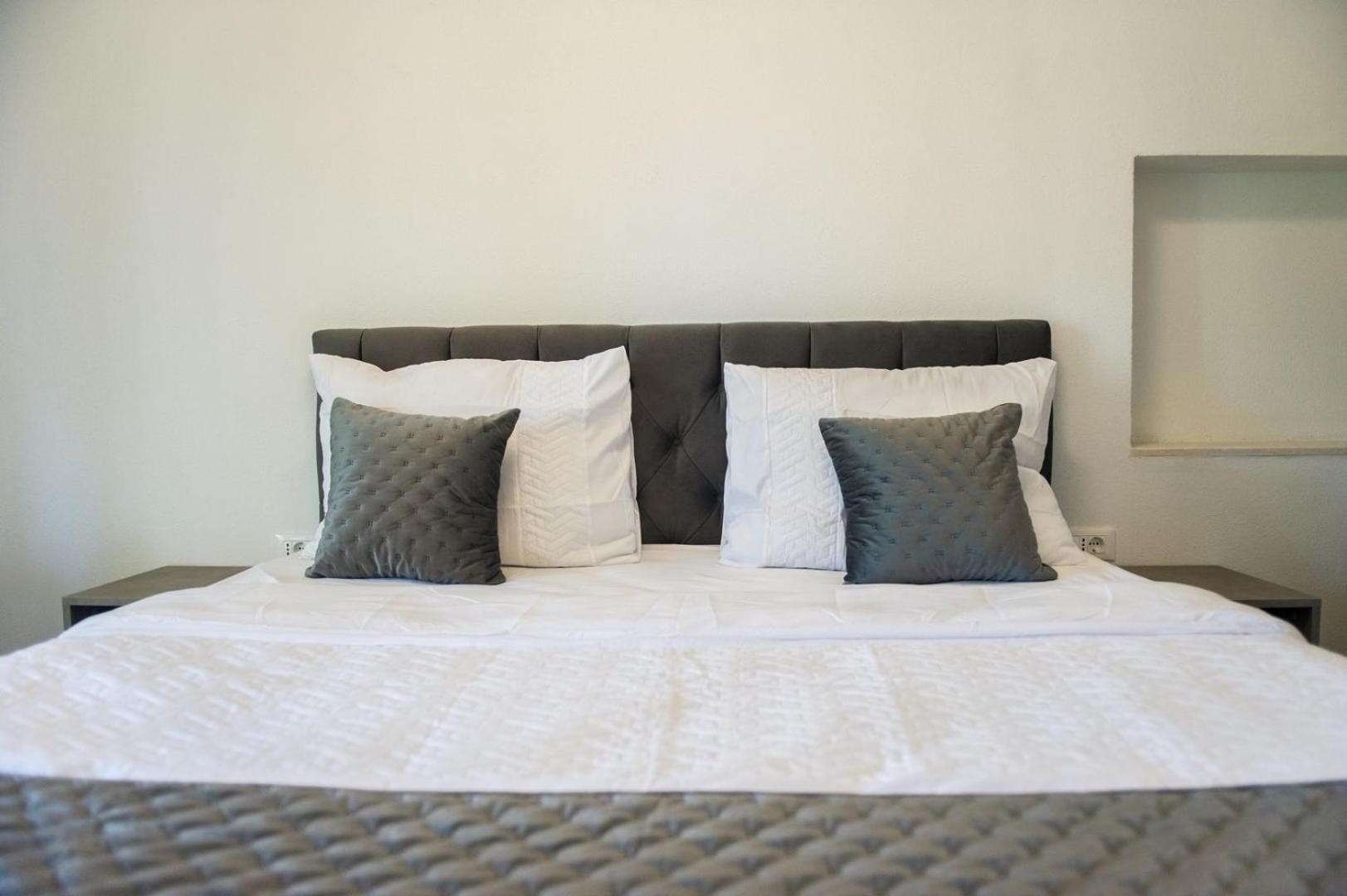 Apartment Lux Elba Каштела Экстерьер фото