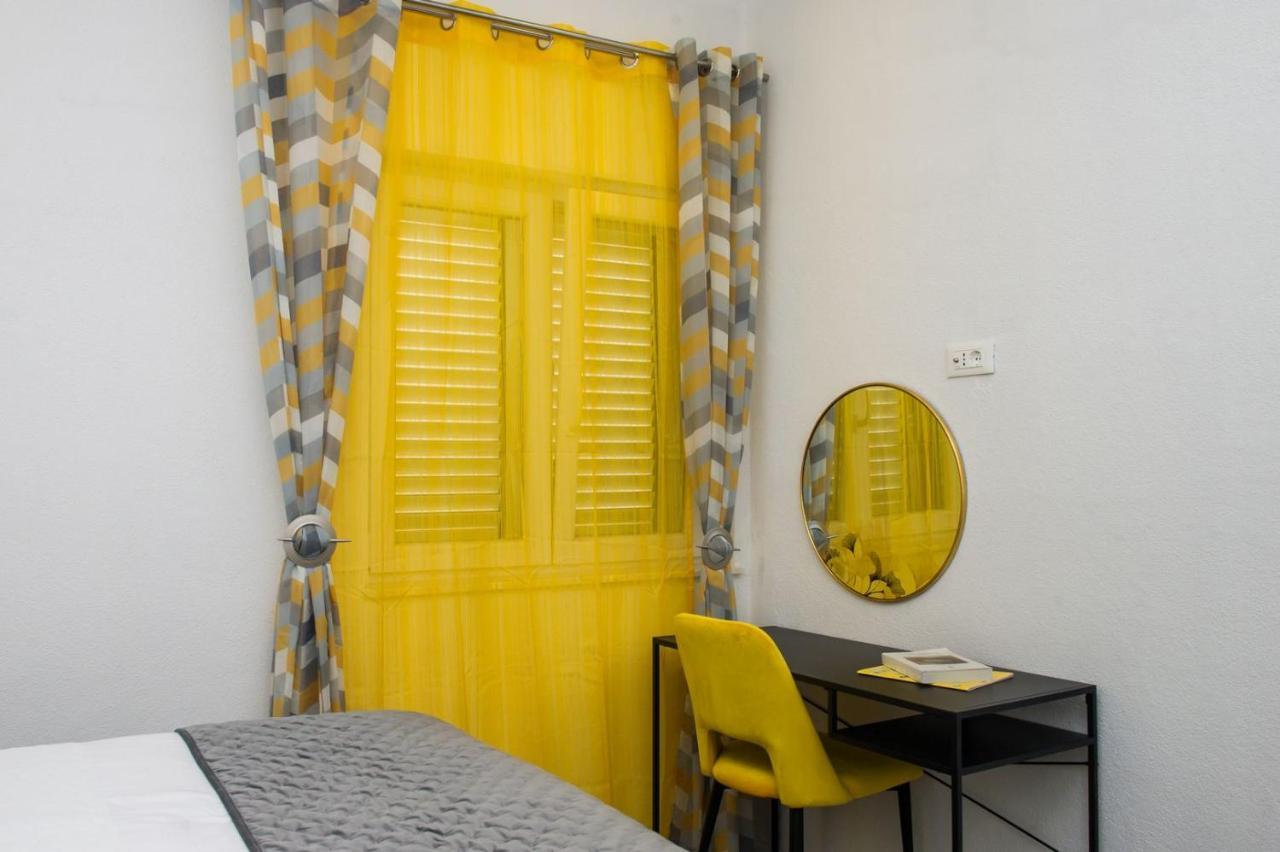 Apartment Lux Elba Каштела Экстерьер фото