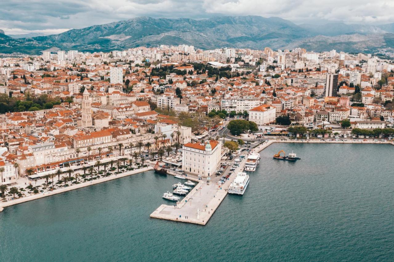 Apartment Lux Elba Каштела Экстерьер фото